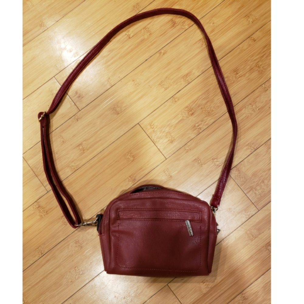 Roots red leather crossbody see flaws…